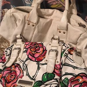 Two for the price of one ! Steve Madden 👛💕